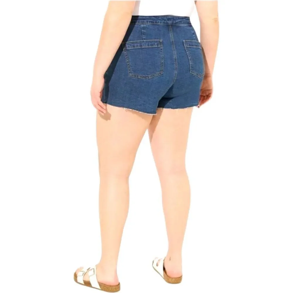 TORRID Plus Size Mid-Rise Vintage Stretch denim Skort. SIZE 22